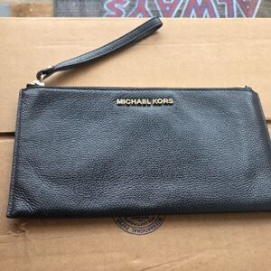 Michael Kors Black Wallet Pebbled Leather Zip-Around Wristlet.